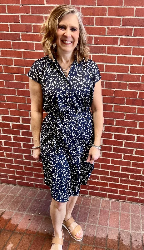 Collared Button Down Short Dolman Slv Dress w Removeable Belt LM8D31G68P21 Tunics Spring floral