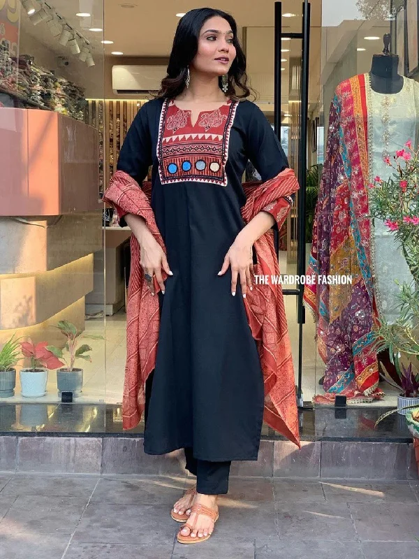 Black Trendy Designer Pant Suit With Digital Printed Work Lightweight Linen Pants