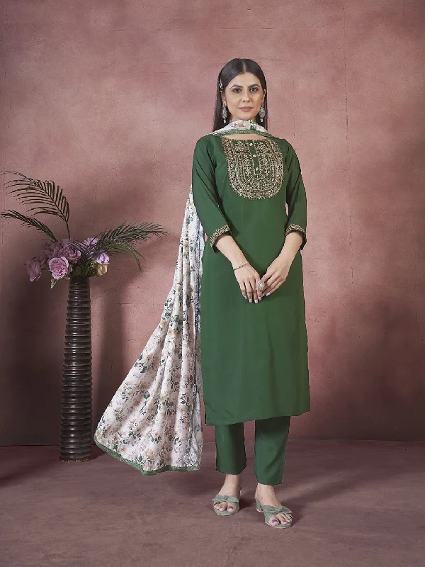 Green Designer Readymade Pant Suit With Printed Embroidery Work Slim-Fit Khaki Pants