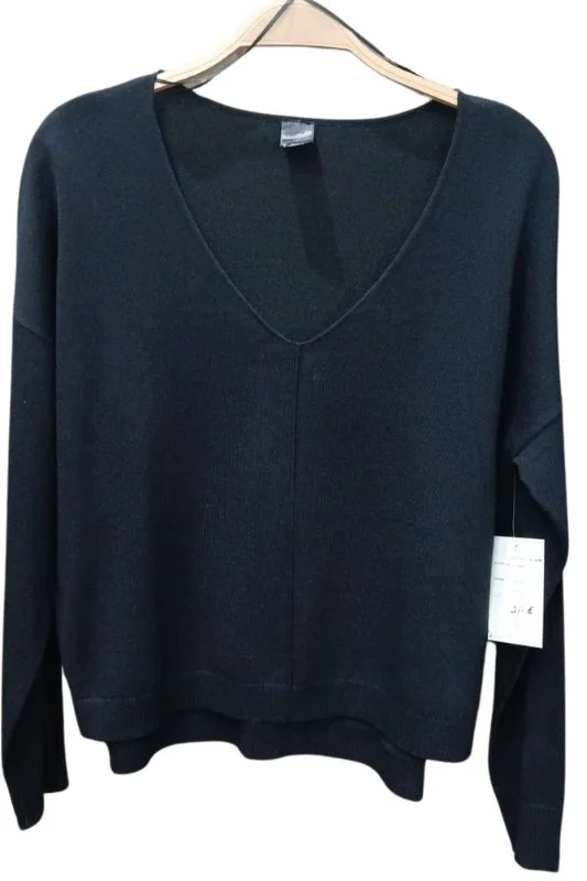 Solid V-Cut Front Sweater Seamless Knitted Crochet