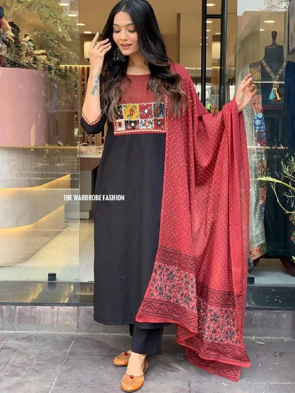 Black Trendy Designer Pant Suit With Digital Printed Work Comfortable Cargo Pants
