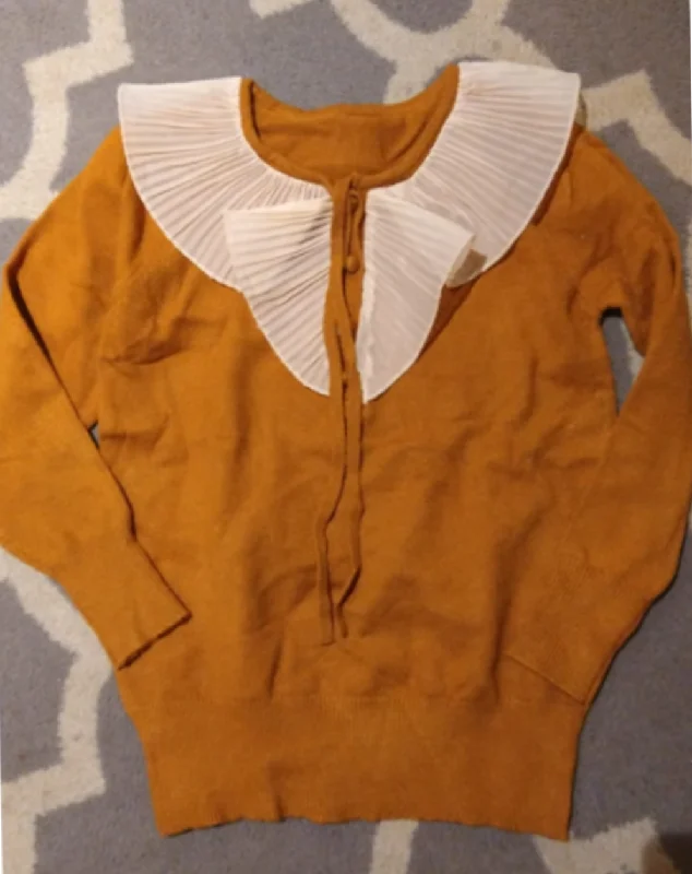 Edera Sweater With Ruffle Lightweight Heavyweight Midweight