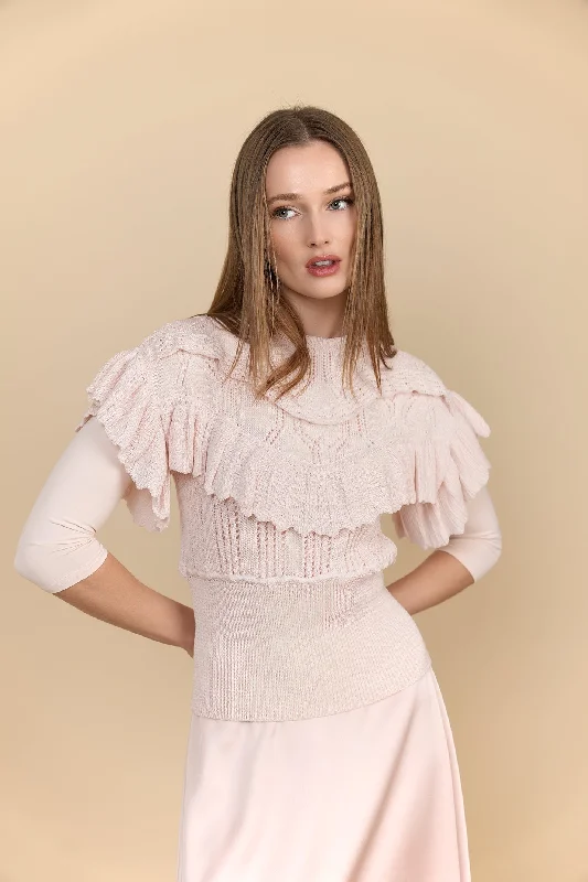 Carlucci Ruffles Knit Sweaters Lightweight Heavyweight Midweight