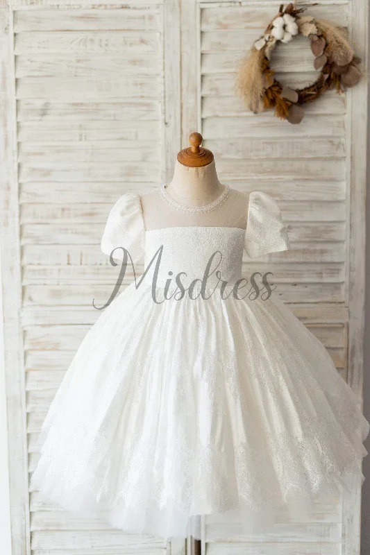 Princess Court Style Ivory Lace Short Sleeves Wedding Flower Girl Dress