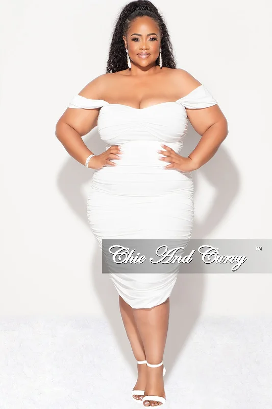 Final Sale Plus Size Sleeveless Ruched Dress in Ivory