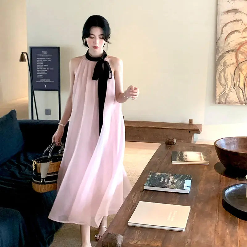 Summer New Loose Hanging Neck Tie Bow French Gentle Style Instagram Dress Women's Beach Vacation Skirt Summer New Loose Hanging Neck Tie Bow French Gentle Style Instagram Dress Women's Beach Vacation Skirt