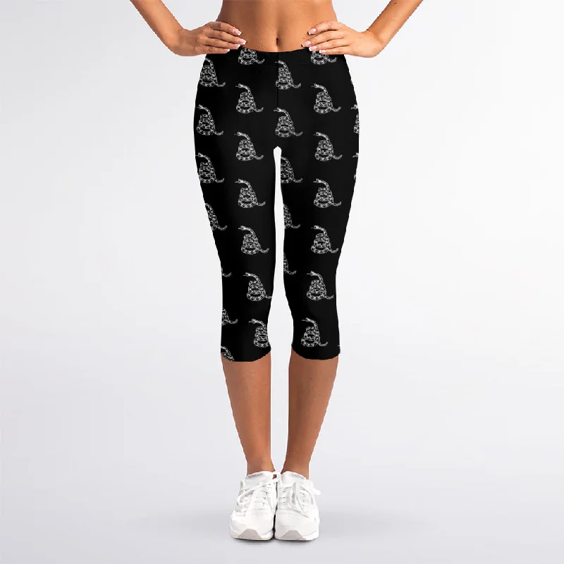 Gadsden Flag Pattern Print Women's Capri Leggings Comfortable Fleece-Lined Leggings