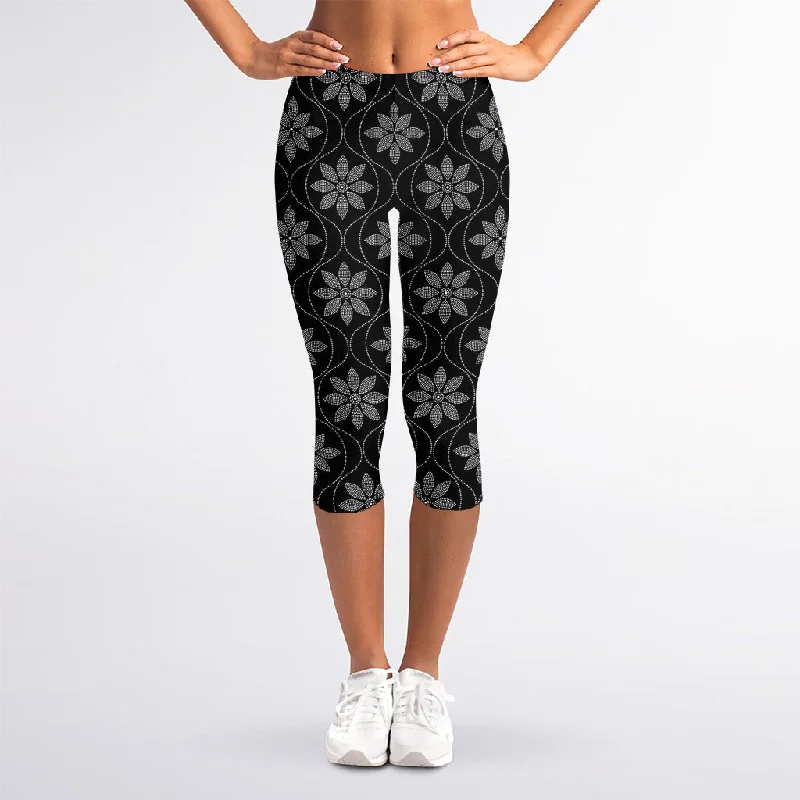 Geometric Dot Flower Pattern Print Women's Capri Leggings Trendy Sweat-Wicking Workout Leggings Geometric Dot Flower Pattern Print Women's Capri Leggings Trendy Sweat-Wicking Workout Leggings