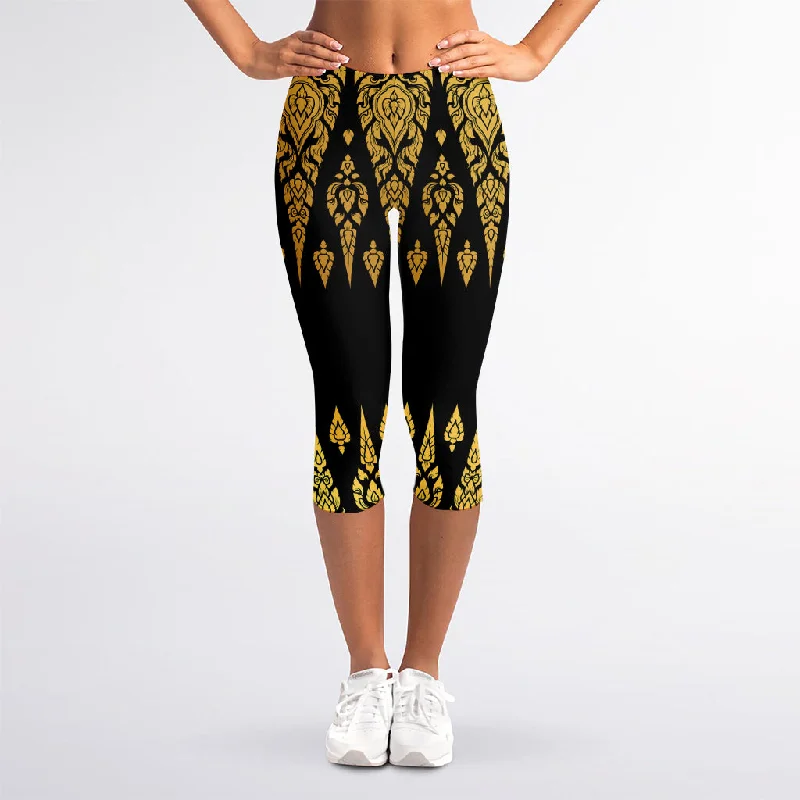 Gold And Black Thai Pattern Print Women's Capri Leggings Cozy Oversized Leggings