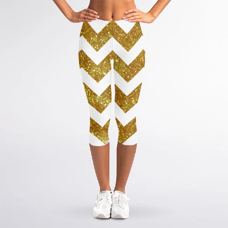 Gold And White Chevron Pattern Print Women's Capri Leggings Comfortable Printed Workout Leggings Gold And White Chevron Pattern Print Women's Capri Leggings Comfortable Printed Workout Leggings