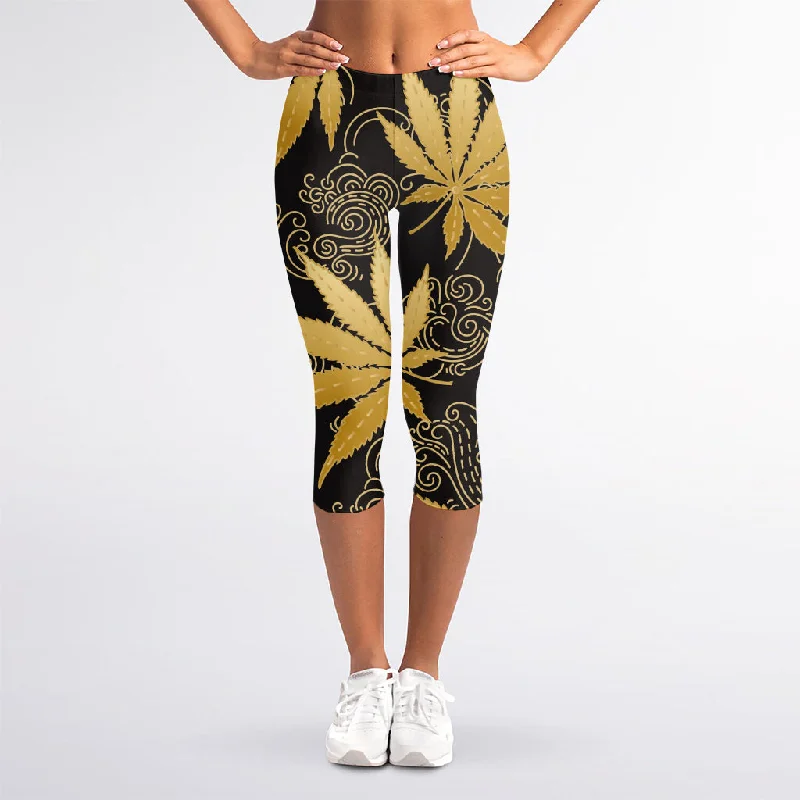 Gold Cannabis Leaf Pattern Print Women's Capri Leggings Comfortable Ribbed Waistband Leggings Gold Cannabis Leaf Pattern Print Women's Capri Leggings Comfortable Ribbed Waistband Leggings